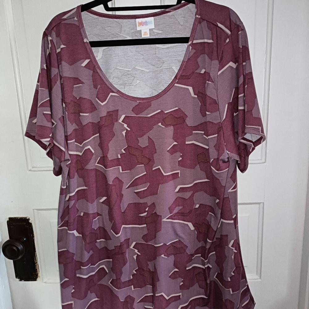 LulaRoe perfect tee